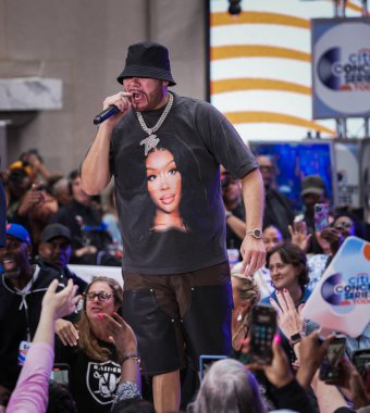 LL Cool J, bu sabah Rockefeller Plaza 'da Today Show' da canlı performans sergiliyor. 06 Eylül 2024, Rockefeller Plaza, New York, ABD