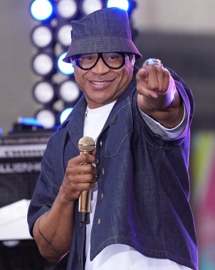 LL Cool J, bu sabah Rockefeller Plaza 'da Today Show' da canlı performans sergiliyor. 06 Eylül 2024, Rockefeller Plaza, New York, ABD