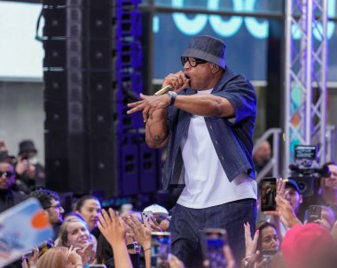 LL Cool J, bu sabah Rockefeller Plaza 'da Today Show' da canlı performans sergiliyor. 06 Eylül 2024, Rockefeller Plaza, New York, ABD