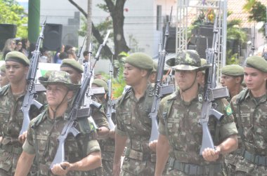 Natal (RN), Brezilya 09 / 07 / 2024 7 Eylül 2024 'teki geçit töreni, Petropolis mahallesindeki Praca Civica' da düzenlendi ve devlet güvenlik güçlerinin üyeleri. 