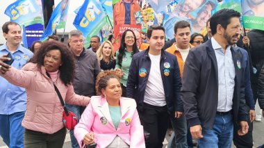 Sao Paulo (SP), Brezilya 09 / 06 / 2024 Sao Paulo belediye başkanı ve yeniden seçilme adayı Ricardo Nunes (MDB), bu Cuma sabahı Sao Paulo 'nun Bela Vista kentinde Praca Perola Byington' u ziyaret etti.,