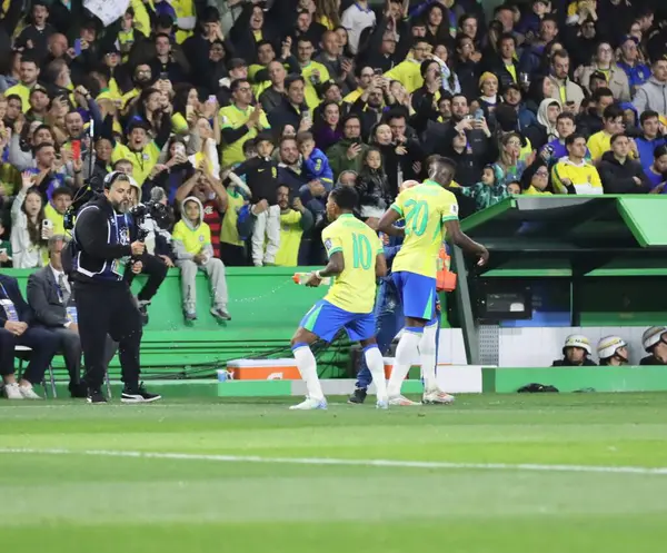 CURITIBA (PR), Brezilya 09 / 06 / 2024 - Brezilya ile Ekvador arasında oynanan 2026 Dünya Kupası ön eleme maçında Couto Pereira Stadyumu 'nda oynanan maçta futbolcu Rodrigo Silva golünü kutluyor. 