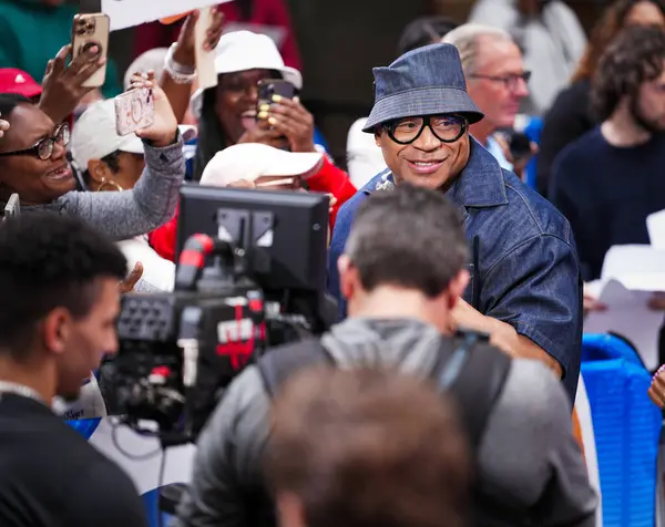 stock image LL Cool J Performs Live on the Today Show This Morning at Rockefeller Plaza. September 06,2024, Rockefeller Plaza , New York, USA