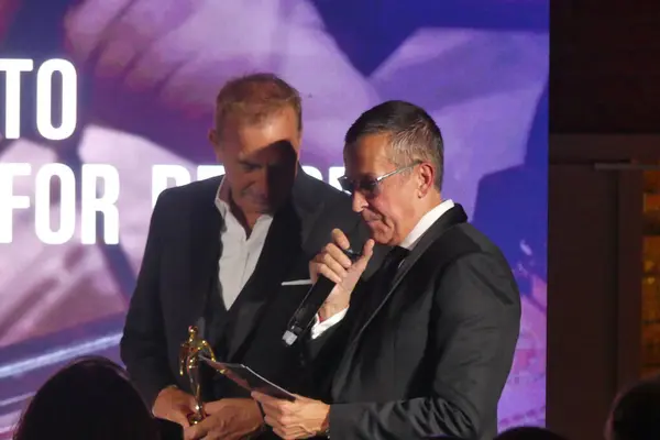 stock image Susan Sarandon and Kevin Costner headline the 2024 Better World Fund Gala at 81st Venice Film Festival. September 5, 2024, Venice, Italy: International movie megastars, Susan Sarandon and Kevin Costner 