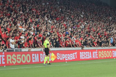 CURITIBA (PR), Brazil 09 / 11 / 2024 - Athletico ve Vasco da Gama arasında oynanan karşılaşmada taraftarlar Ligga Arena 'da oynanan çeyrek finaller için geçerli