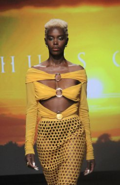 NYFW: CHUKS Collins SS 'in 25 Koleksiyonu. 10 Eylül 2024, New York, ABD