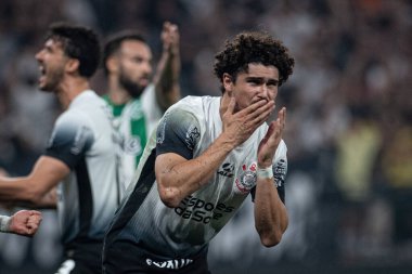 Sao Paulo (SP), Brezilya 09 / 11 / 2024 Andre Ramalho, Korintliler ve Juventude arasındaki maçtaki golünü kutluyor.