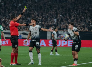 Sao Paulo (SP), Brezilya 09 / 11 / 2024 - Neo Quimica Arena 'da oynanan Brezilya Kupası çeyrek finallerinin ikinci ayağı için Corinthians ve Juventude arasında oynanan karşılaşmada Garro için Sarı Kart