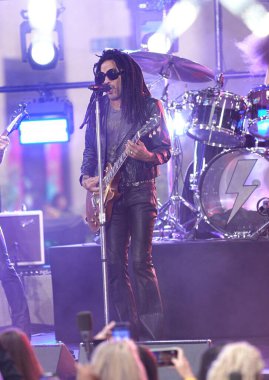 Lenny Kravitz Today Show 'da Heyecan Veren Performansla Sahneyi Sallıyor. 12 Eylül 2024, New York, ABD