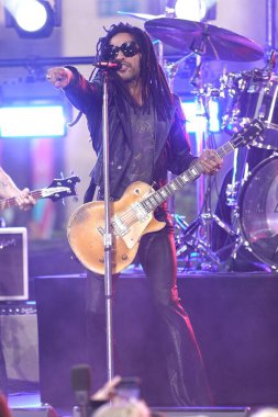 Lenny Kravitz Today Show 'da Heyecan Veren Performansla Sahneyi Sallıyor. 12 Eylül 2024, New York, ABD