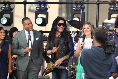 Lenny Kravitz NBC TODAY Show 'da sahne alıyor. 12 Eylül 2024, New York City, ABD 'li şarkıcı, söz yazarı, müzisyen, yapımcı ve aktör..