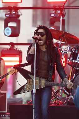Lenny Kravitz NBC TODAY Show 'da sahne alıyor. 12 Eylül 2024, New York City, ABD 'li şarkıcı, söz yazarı, müzisyen, yapımcı ve aktör..