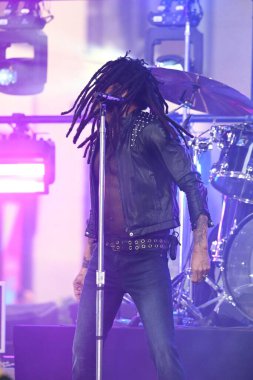 Lenny Kravitz NBC TODAY Show 'da sahne alıyor. 12 Eylül 2024, New York City, ABD 'li şarkıcı, söz yazarı, müzisyen, yapımcı ve aktör..