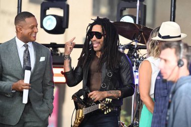 Lenny Kravitz NBC TODAY Show 'da sahne alıyor. 12 Eylül 2024, New York City, ABD 'li şarkıcı, söz yazarı, müzisyen, yapımcı ve aktör..