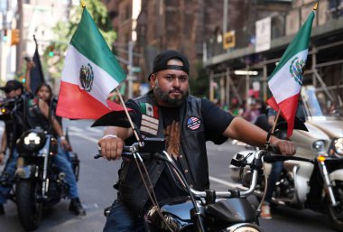 Meksika Bağımsızlık Günü Geçidi 2024. 15 Eylül 2024. New York, ABD: 2024 Meksika Günü Geçidi bugün Madison Bulvarı boyunca düzenlendi, New York 'ta 38. Cadde' den 27. Cadde 'ye kadar uzandı..