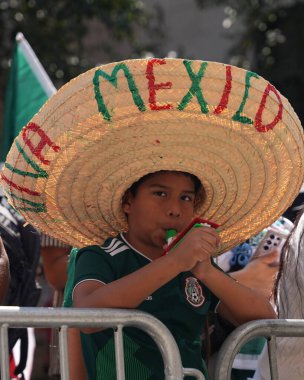 Meksika Bağımsızlık Günü Geçidi 2024. 15 Eylül 2024. New York, ABD: 2024 Meksika Günü Geçidi bugün Madison Bulvarı boyunca düzenlendi, New York 'ta 38. Cadde' den 27. Cadde 'ye kadar uzandı..