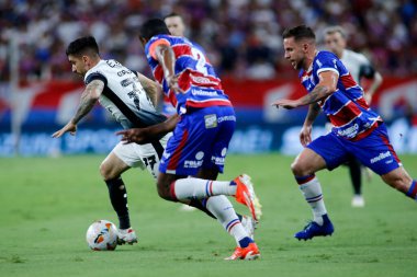 Fortaleza (CE), Brazil 09 / 17 / 2024 - Fortaleza ile Corinthians arasındaki maçta Coronado, Tinga ve Lucas Sacha, 2024 Conmebol Güney Amerika Şampiyonası çeyrek finalleri için geçerlidir.