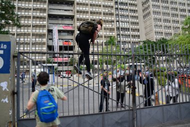 RIO DE JANEIRO (RJ), 09 / 19 / 2024 - OCCUPATION / UNIVERSITY / UERJ / RJ - UERJ öğrenci hareketi direniyor, burs kesintilerinin geri verilmesini talep ediyor, hala Maracana Kampüsü 'ndeki UERJ Üniversitesi' nin Rio de Janeiro şehrindeki işgaline direniyor
