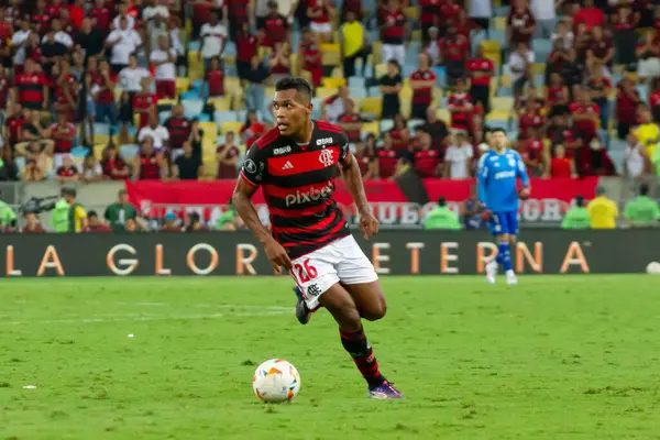 Rio de Janeiro (RJ), 09 / 19 / 2024 - LIBERTADORES / FLAMENGO / PENARL / RJ - Flamengo ve Penarol arasında oynanan maçta, Mario Filho Stadyumu 'nda (Maracana) düzenlenen 2024 Copa Libertadores da America çeyrek finalleri için geçerlidir.), 
