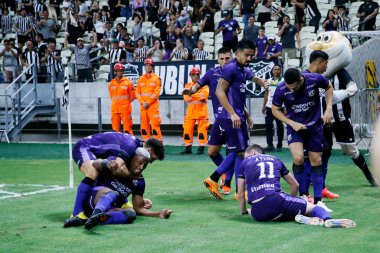 Fortaleza (CE), 09 / 22 / 2024 - Oyuncu Aylon, 2024 Brezilya Şampiyonası Serie B. Lc moreira / Thenews2 için geçerli olan Ceara (CE) ile Vila Nova (GO) arasındaki maçta golünü kutluyor.