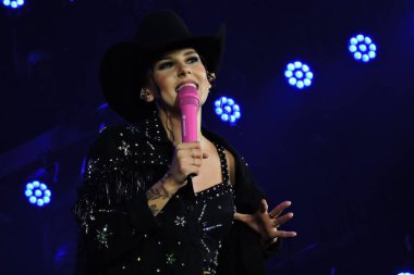 Jaguariuna (SP), 09 / 20 / 2024 - Şarkıcı Ana Castela, 20 Eylül 2024 Cuma günü Sao Paulo 'nun iç kesiminde Jaguariuna Rodeo' nun ilk gecesinde bir performans sergiledi. Leandro Chemalle / Newws2