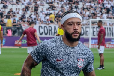 Sao Paulo (SP), Brezilya 09 / 21 / 2024 - Memphis Depay, Corinthians ve Atletico Goianiense arasında oynanan 2024 Brezilya Şampiyonası 'nın 27. turu öncesinde oynanan ısınma turunda, Serie A