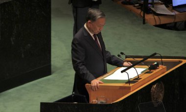 Vietnam Başkanı Lam to UNGA 79 'dan ayrıldı. 24 Eylül 2024, New York, ABD: Vietnam Başkanı, Ekselansları Lam To, New York 'taki konuşmasından sonra Birleşmiş Milletler Genel Kurulu 79. toplantısından ayrıldı (Niyi Fote / thews2)