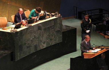 Letonya Cumhurbaşkanı Edgars Rinkvis UNGA 79 'da bir konuşma yaptı. 24 Eylül 2024, New York, ABD: Letonya Devlet Başkanı, Ekselansları Edgars Rinkvis, Birleşmiş Milletler Genel Kurulu 79. oturumunda New York 'ta konuşuyor (Niyi Fote / thews2)