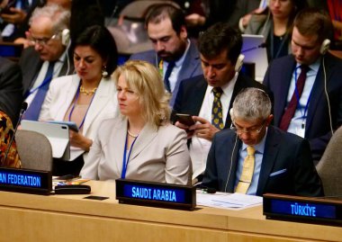 New York, ABD, 25 Eylül 2024: Brezilya Cumhurbaşkanı Luiz Inacio Lula da Silva ve BM Genel Sekreteri Antonio Guterres, G20 Dışişleri Bakanları toplantısına katıldı: Adil bir dünya ve sürdürülebilir bir gezegen inşa edilmesi. (Fotoğraf: Niyi Fote / Thenews2)
