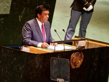 Mauritius Başkanı Prithvirajsing Roopun New York 'taki UNGA 79' da bir konuşma yaptı. 26 Eylül 2024, New York, ABD: Mauritius Başkanı, Ekselansları Prithvirajsing Roopun New York UNGA79 'da (niyi fote / theenews2)