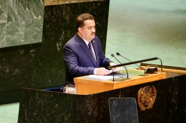 Irak Başbakanı Muhammed Şii 'nin El Sudani New York' taki UNGA 79 'da konuşma yaptı. 26 Eylül 2024, New York, ABD: Irak Başbakanı, Ekselansları Muhammed Şii 'Al Sudani, New York UNGA79' da (niyi fote / theenews2) 