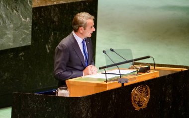 Yunanistan Başbakanı Kyriakos Mitsotakis New York 'ta UNGA 79' da bir konuşma yaptı. 26 Eylül 2024, New York, ABD: Yunanistan Başbakanı, Ekselansları Kyriakos Mitsotakis New York UNGA79 'da (niyi fote / theenews2)