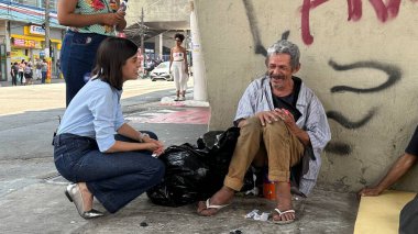 SAO PAULO (SP), Brezilya 09 / 26 / 2024 - Sao Paulo kentinin belediye başkanı adayı Tabata Amaral, şehrin kuzey bölgesinde ve konvoy sonrasında bir basın toplantısı düzenledi (oslaim brito / theenews2)