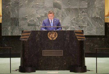 Kazakistan Başbakan Yardımcısı Murat Nurtleu New York 'taki UNGA 79' da bir konuşma yaptı. 28 Eylül 2024, New York, ABD (niyi fote / thews2)