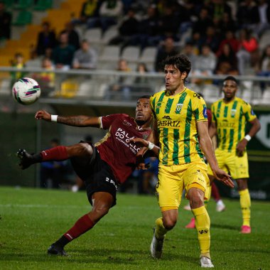 Tondela (PT) Portekiz 09 / 28 / 2024 - Tondela x Academico ile oynanan maçta Clovis, Joao Cardoso Stadyumu 'nda düzenlenen 6.)