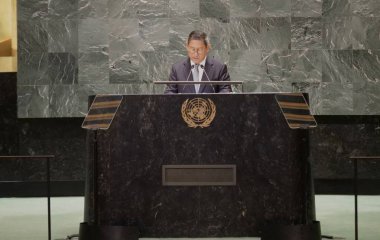 Kamboçya Başbakan Yardımcısı Chenda Sophea Sok New York 'ta UNGA 79' da konuşma yaptı. 28 Eylül 2024, New York, ABD (niyi fote / thews2)