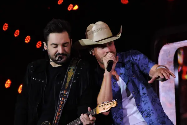 stock image Jaguariuna (SP), Brazil 09/27/2024 - American country singer Dustin Lynch was the guest at Fernando and Sorocaba's show at the Jaguariuna rodeo on Friday night in the interior of Sao Paulo. (Leandro Chemalle / Thenews2)