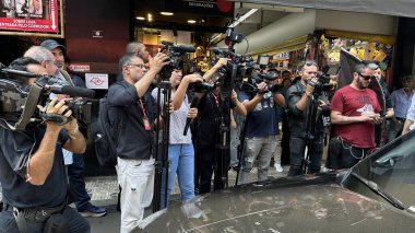 Sao Paulo (SP), Brezilya 09 / 30 / 2024 - Aday Jose Luiz Datena Sao Paulo 'daki Liberdade mahallesinde bu pazartesi, 30 Eylül 2024 tarihinde kampanya başlattı. (oslaim brito / the newws2)