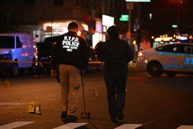 New York, Manhattan 'ın Washington Heights bölgesinde iki adam vuruldu, bir adam öldürüldü. 2 Ekim 2024, Manhattan, New York, ABD: Çarşamba sabahı 12: 05 civarında, Batı 160 ve Amsterdam Bulvarı 'nda (Kyle Mazza / thews2)