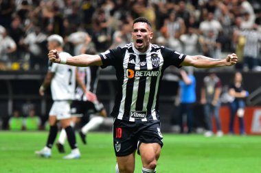 BELO HORIZONTE (MG), Brezilya 10 / 02 / 2024 Atletico oyuncusu Paulinho, Brezilya Kupası yarı finalleri için geçerli olan Atletico-MG ve Vasco arasındaki maçta attığı golü kutluyor.)