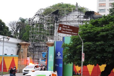 Sao Paulo (SP), 10/05/2024 - FIRE/FARIA LIMA/MUSEUM - The Solar Fabio Prado, former Museu da Casa Brasileira, suffered a fire late Saturday afternoon. (Foto: Leandro Chemalle/Thenews2) clipart