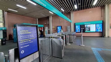 Sao Paulo (SP), 10 / 06 / 2024 - Pazar günü Sao Paulo 'daki Socorro istasyonunda ücretsiz turnike. Seçmenler sabah 6 'dan akşam 8' e kadar ücret almadan serbest dolaşmanın keyfini çıkarıyorlar. (Fotoğraf: Leandro Chemalle / The Newws2)