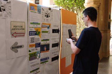 Sao Paulo (SP), 10 / 06 / 2024 - Sao Paulo 'nun en büyük seçim bölgelerinden biri olan Colegio Marista Arquidiocesano, bu Pazar sabahı Santa Cruz' da büyük bir seçmen hareketi kaydediyor. (Fotoğraf: Leandro Chemalle / The Newws2)