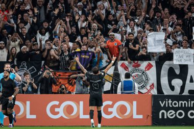 Sao Paulo (SP), 10 / 05 / 2024 - BRAZILIAN / CORINTHIANS VS ULUSLARI - Uyri Alberto, Corinthians ve Internacional arasındaki maçtaki golünü kutluyor.