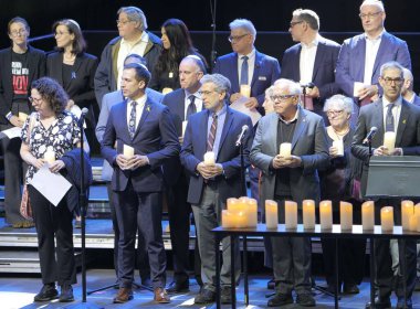 7 Ekim 2024, Central Park, New York, ABD: UJA ve JCRC İsrail 'de 7 Ekim Terörist Saldırılarının Birinci Yıldönümü (niyi / fote / theenews2))