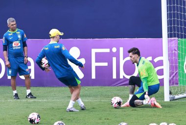 Sao Paulo (SP), 10 / 09 / 2024 - TRAINING / SELECTION / CBF / SP - Ederson, Brezilya Erkek Futbol Takımı 'nın eğitimi sırasında, Barra Funda' daki CT Palmeiras 'ta, Sao Paulo- SP, bu Çarşamba, 9 Ekim 2024. (Leco viana / the newws2)