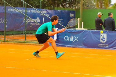 CURITIBA (PR), Brezilya 10 / 09 / 2024 - Engie-BRB Profesyonel Tenis Kupası 'nın 5. aşaması, Brezilya Tenis Konfederasyonu' nun (Edson de souza / thenews2) puan sayan Curitiba 'daki Merces Tenis Clube sahalarında Çarşamba günü başladı.)