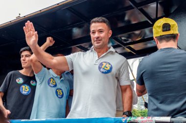 Sao Paulo (SP), Brezilya 10 / 11 / 2024 - Belediye Başkanı Ricardo Nunes, Sao Paulo belediye başkanlığına adaylığını yeniden seçmek için bir yürüyüşe katıldı. (fepesil / the newws2)