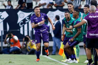 Fortaleza (CE), Brazil 10 / 12 / 2024 Player Lucas Mugni, Ceara ve Ponte Preta arasında oynanan ve 2024 Brezilya Şampiyonası 'nın 31. turu için geçerli olan ilk golü Vozao Arena' da (Ic moreira / thenews2)