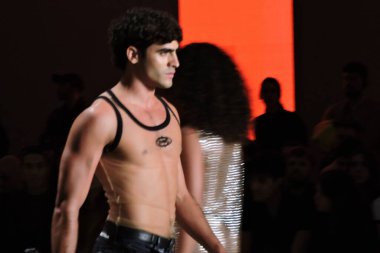 Sao Paulo (SP), Brezilya 10 / 15 / 2024 Sao Paulo Moda Haftası, SPFW N58, Brezilya Kültür Pavyonu (PACUBRA), bu Salı, 15 Ekim 2024. (Leandro Chemalle / Yeniler 2)